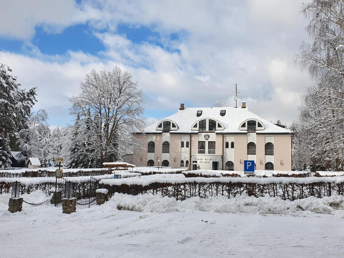 Lesni Hotel Perslak Nová Bystřice Kültér fotó