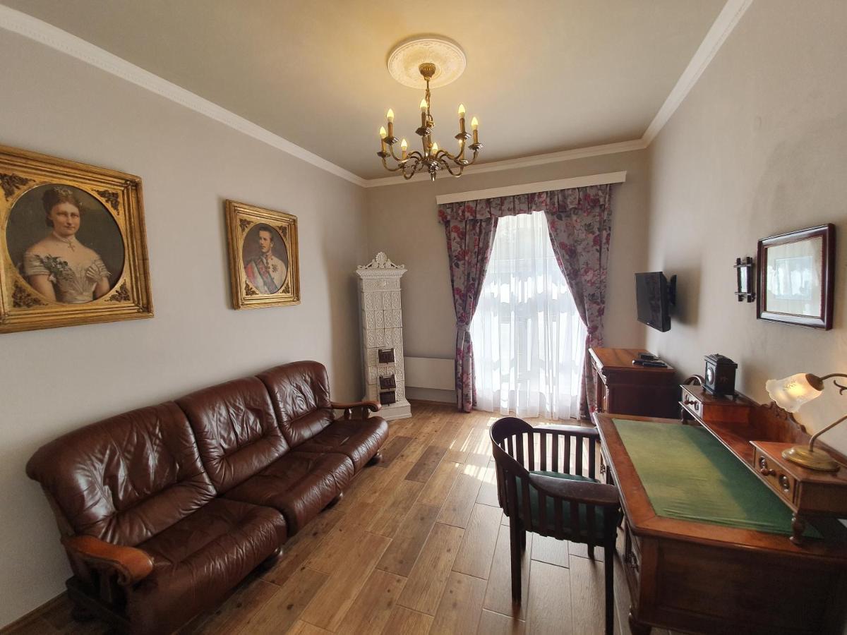 Lesni Hotel Perslak Nová Bystřice Kültér fotó