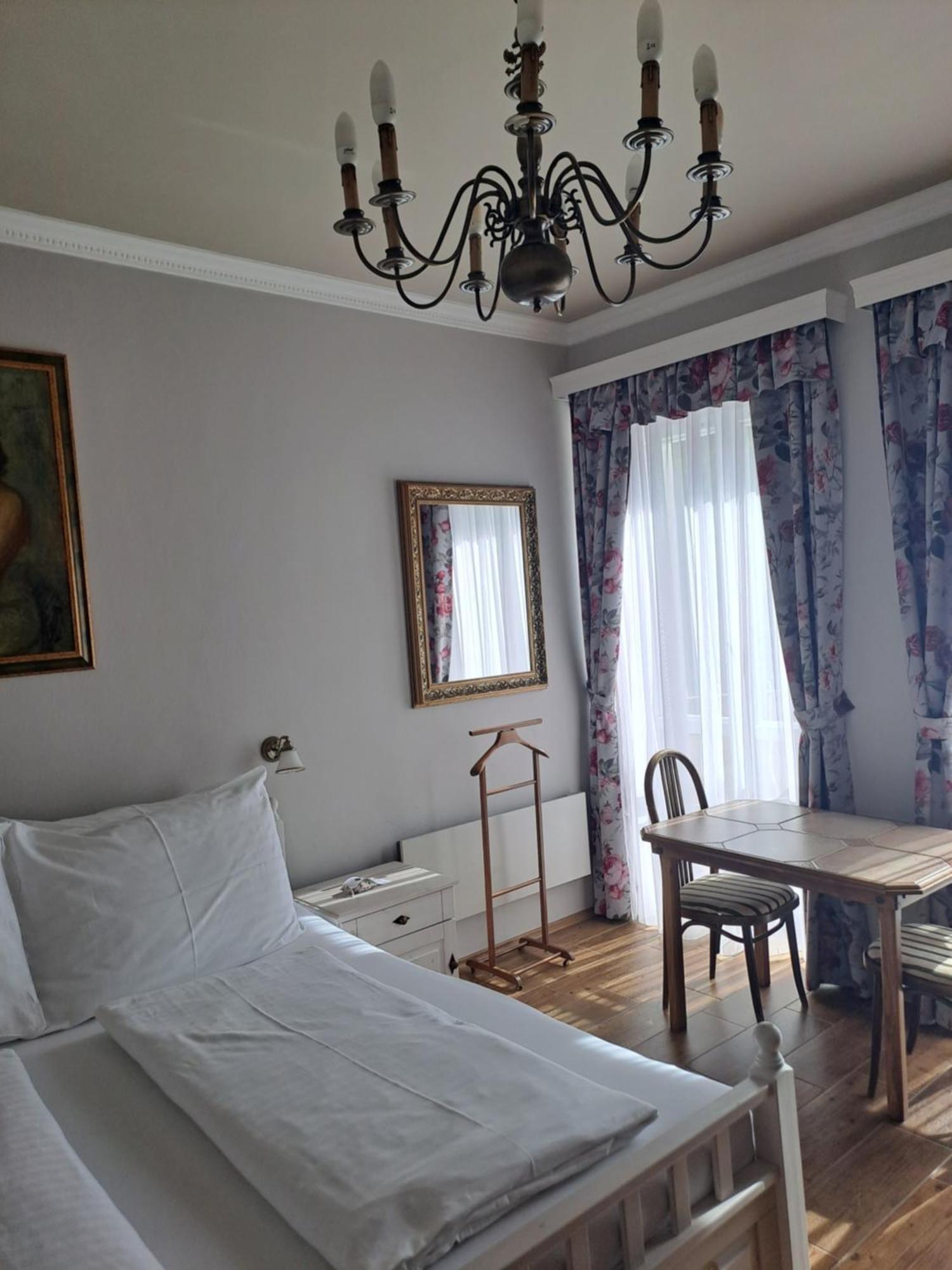 Lesni Hotel Perslak Nová Bystřice Kültér fotó