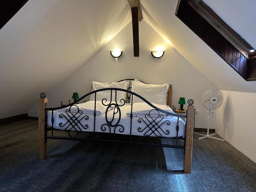 Lesni Hotel Perslak Nová Bystřice Kültér fotó