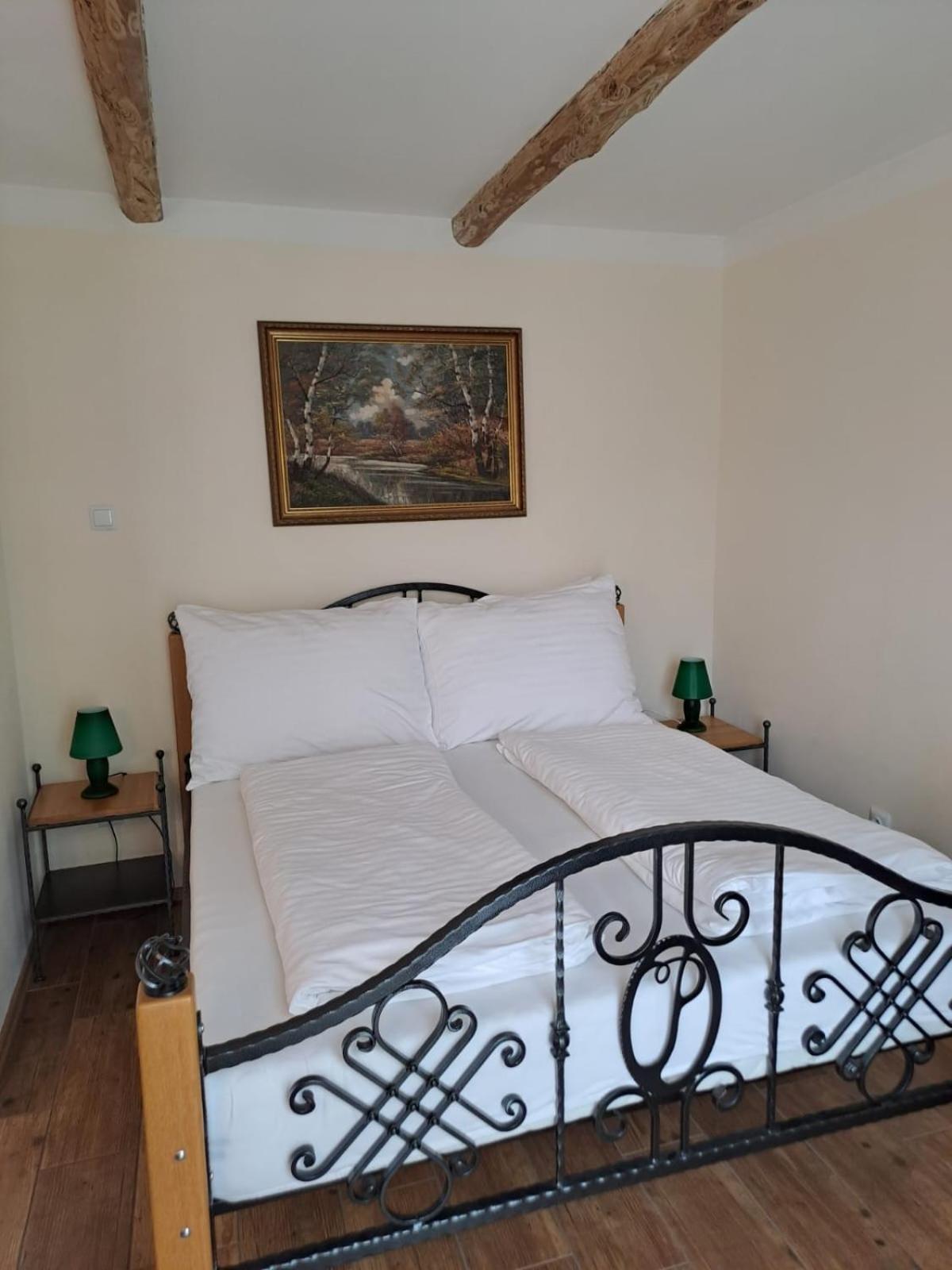 Lesni Hotel Perslak Nová Bystřice Kültér fotó
